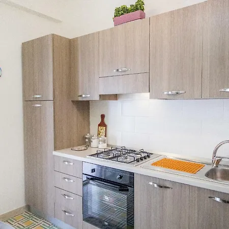Rosa Apartamento Cefalú